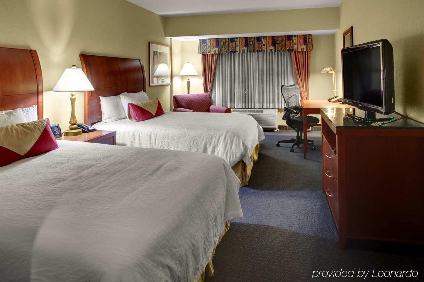 Hilton Garden Inn Akron-Canton Airport North Canton Pokoj fotografie